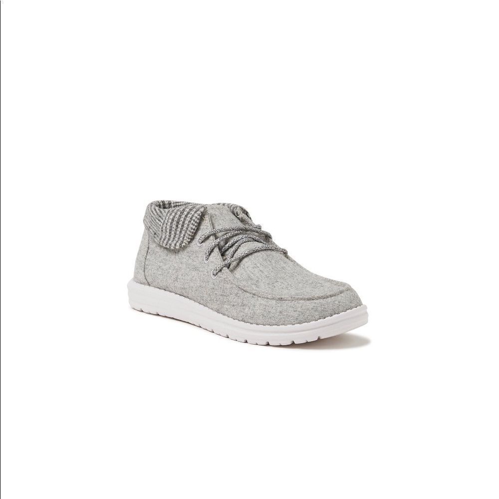 NEW Casual Canvas Loafers